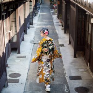 風薫る五月の振袖展